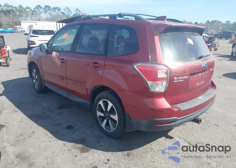 2017 Subaru Forester 2.5I Premium z USA, uszkodzony, nr VIN JF2SJAEC6HH462883